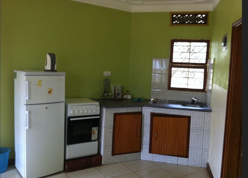 Prestige Resort Cottages Entebbe Exterior photo
